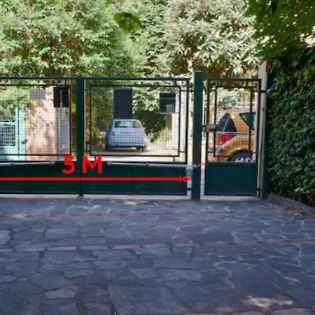 Free Parking & A/C Sant'Orsola Cozy Home ボローニャ エクステリア 写真