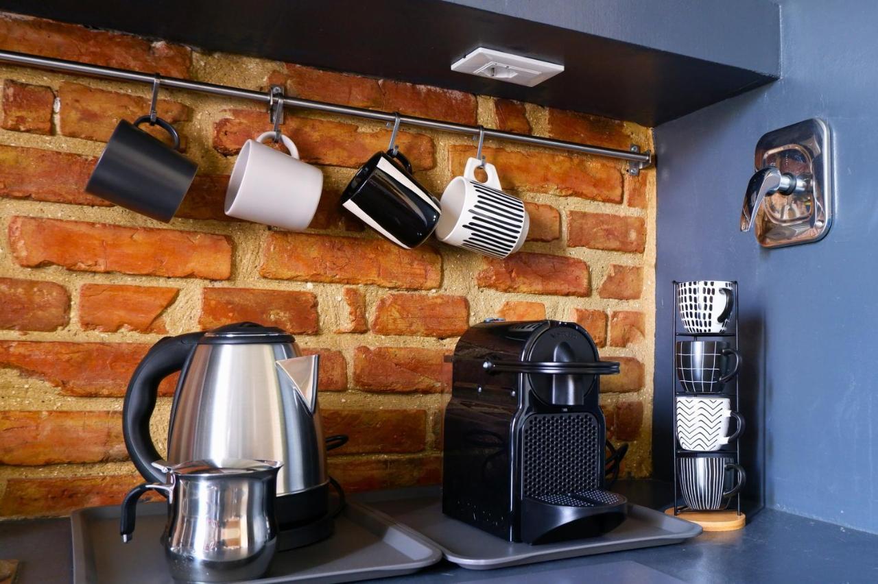 Free Parking & A/C Sant'Orsola Cozy Home ボローニャ エクステリア 写真